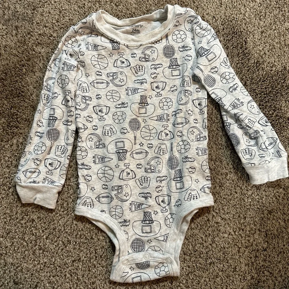 Kids Carters long sleeve onesies set